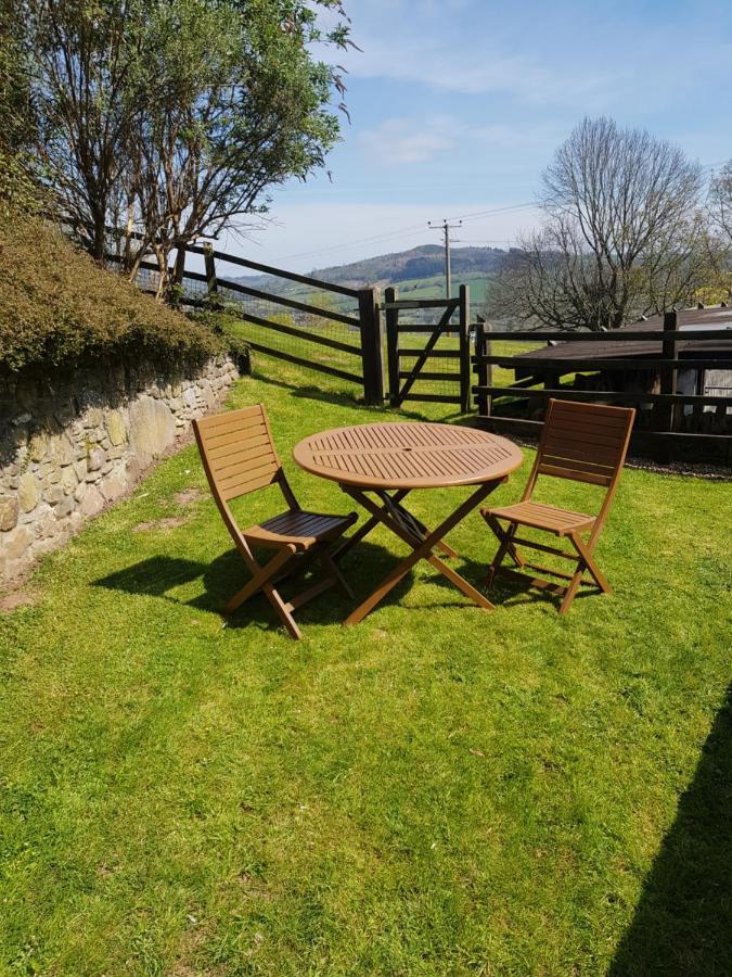 The Loft Apartment Abergavenny Buitenkant foto